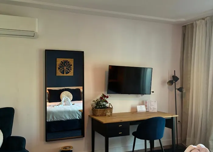 The Blue Гостевой дом Фуэнхирола