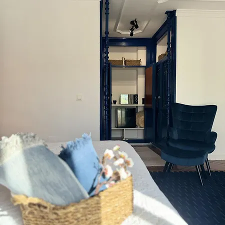 The Blue Pensión Fuengirola