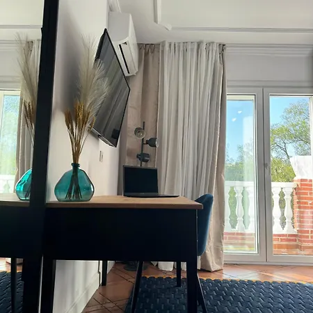 Гостевой дом The Blue 3*