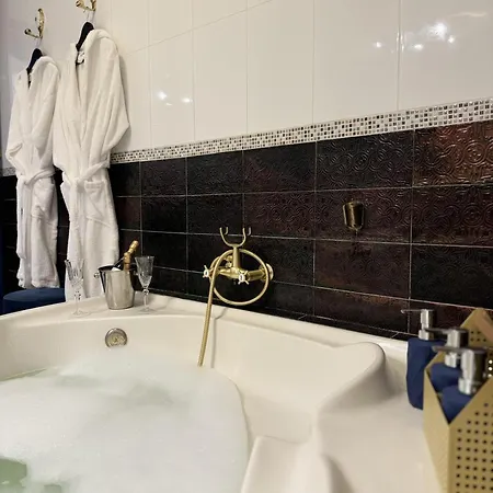 The Blue Фуэнхирола