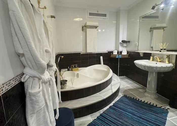 招待所 The Blue 丰希罗拉