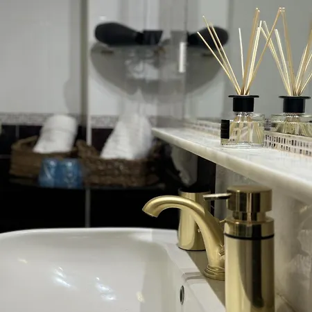 The Blue Гостьовий будинок