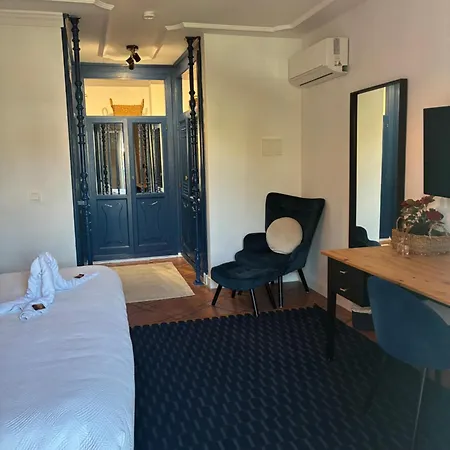 The Blue Гостьовий будинок 3*